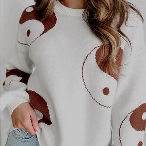 Yin Yang XL Brown Cream Sweater